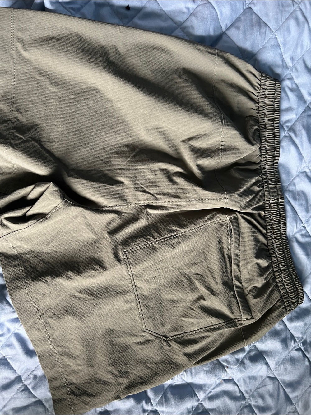 Lululemon Mens 5” shorts - Picture 5 of 7